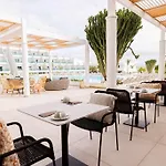 Hotel Radisson Blu Resort, Lanzarote Adults Only 4*