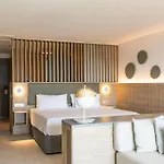 فندق Radisson Blu Resort, Lanzarote Adults Only كوستا تاغيسي