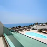 Radisson Blu Resort, Lanzarote Adults Only كوستا تاغيسي