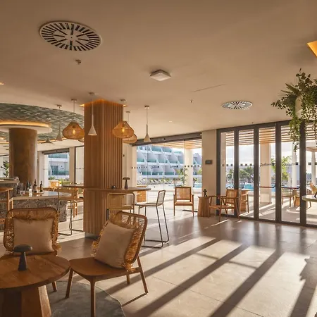 호텔 Radisson Blu Resort, Lanzarote Adults Only 코스타 테기세