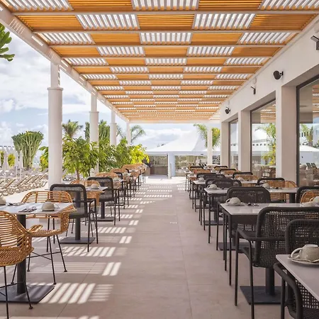 Radisson Blu Resort, Lanzarote Adults Only 호텔