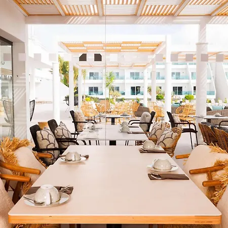 Otel Radisson Blu Resort, Lanzarote Adults Only 4*