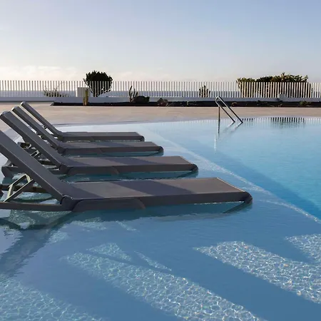 Radisson Blu Resort, Lanzarote Adults Only 4* 코스타 테기세