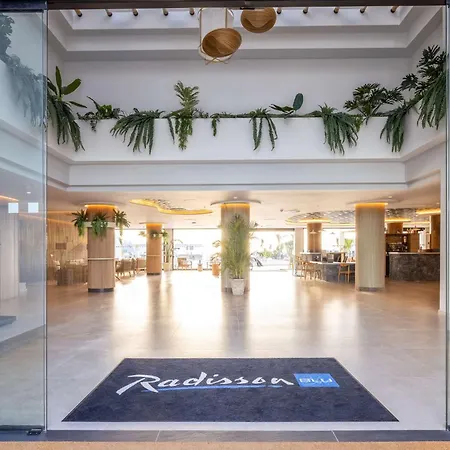 Radisson Blu Resort, Lanzarote Adults Only 호텔 4*