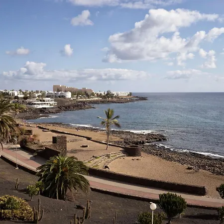 호텔 Radisson Blu Resort, Lanzarote Adults Only 4*