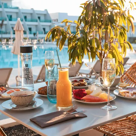 Hotel Radisson Blu Resort, Lanzarote Adults Only 4*