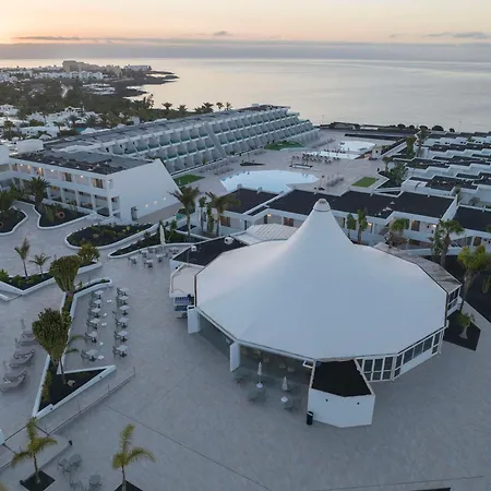호텔 Radisson Blu Resort, Lanzarote Adults Only