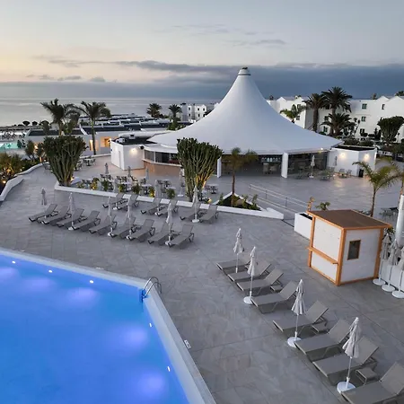 Radisson Blu Resort, Lanzarote Adults Only 4*