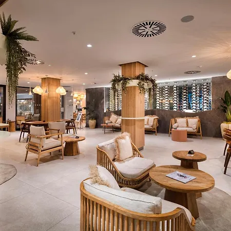 호텔 Radisson Blu Resort, Lanzarote Adults Only 코스타 테기세