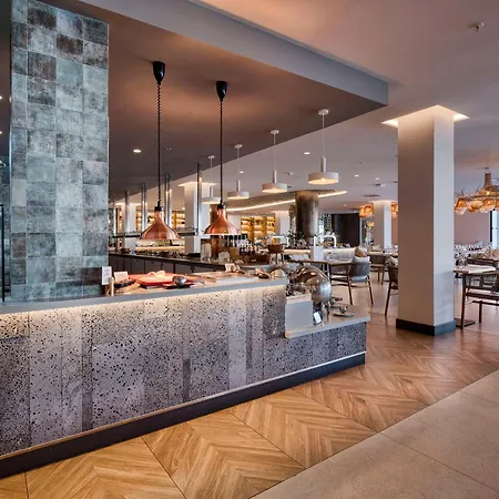 호텔 Radisson Blu Resort, Lanzarote Adults Only 4*