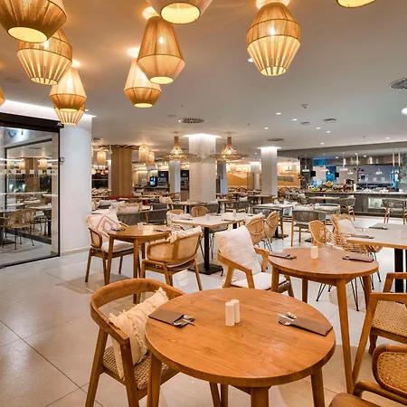 Radisson Blu Resort, Lanzarote Adults Only 호텔 4*