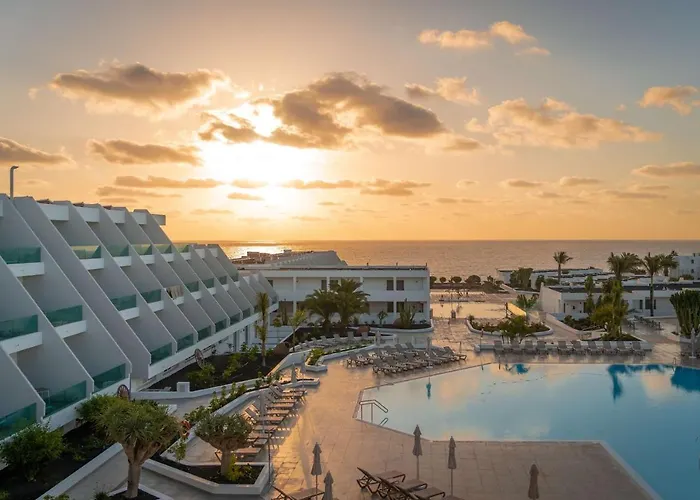 فندق Radisson Blu Resort, Lanzarote Adults Only