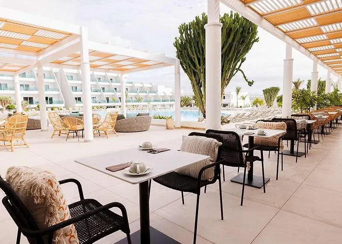 فندق Radisson Blu Resort, Lanzarote Adults Only 4*