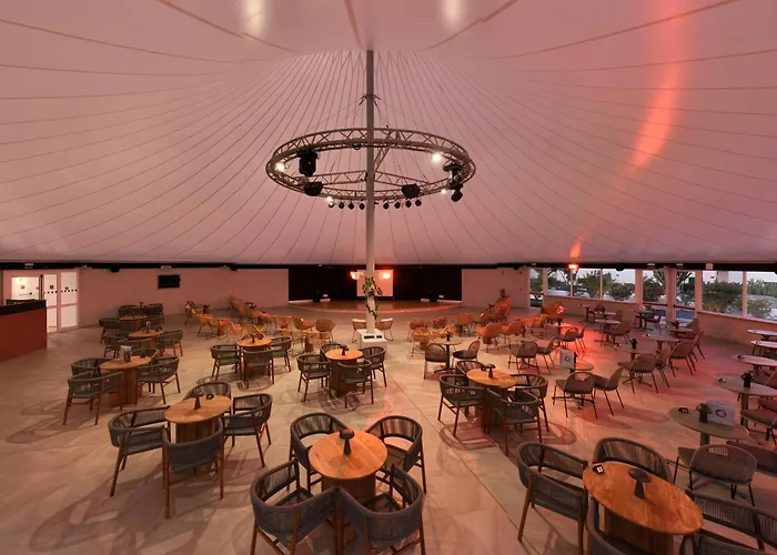 Radisson Blu Resort, Lanzarote Adults Only Hotel