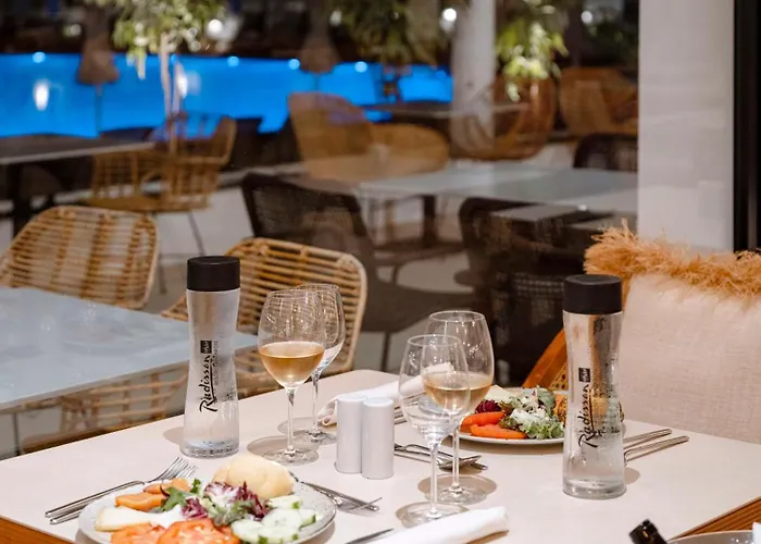 Radisson Blu Resort, Lanzarote Adults Only 4* كوستا تاغيسي