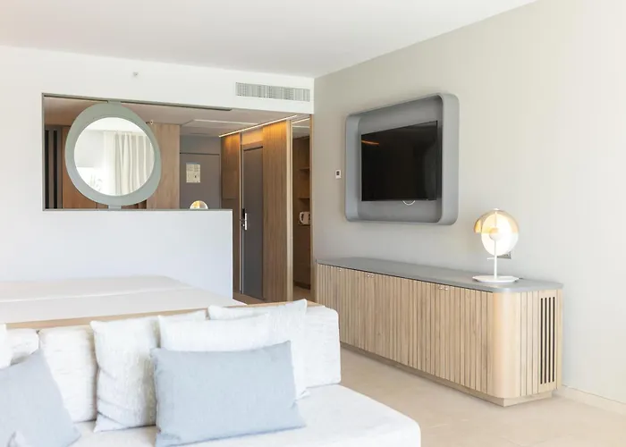 Radisson Blu Resort, Lanzarote Adults Only فندق