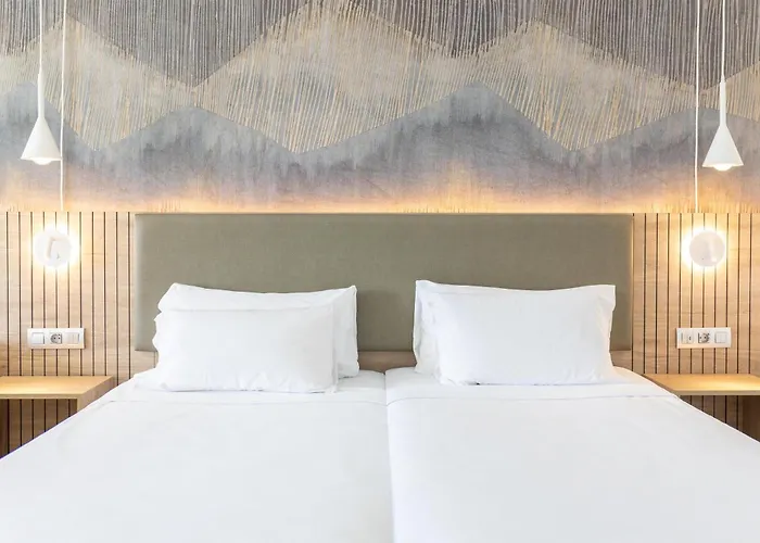 Radisson Blu Resort, Lanzarote Adults Only فندق كوستا تاغيسي