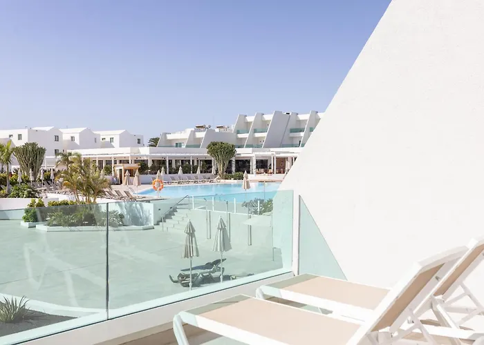 Radisson Blu Resort, Lanzarote Adults Only 4*