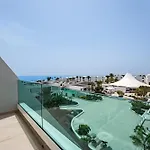 Radisson Blu Resort, Lanzarote Adults Only ホテル コスタ・テギセ