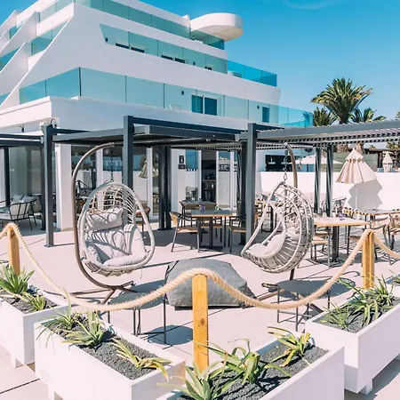 Radisson Blu Resort, Lanzarote Adults Only 4* 코스타 테기세