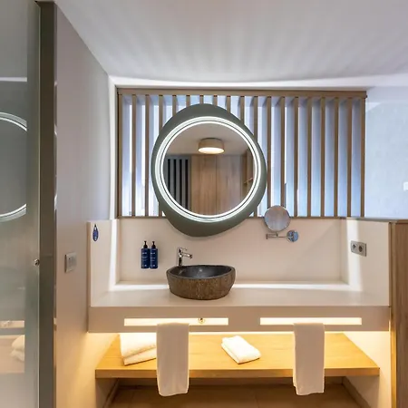 Radisson Blu Resort, Lanzarote Adults Only 4* コスタ・テギセ