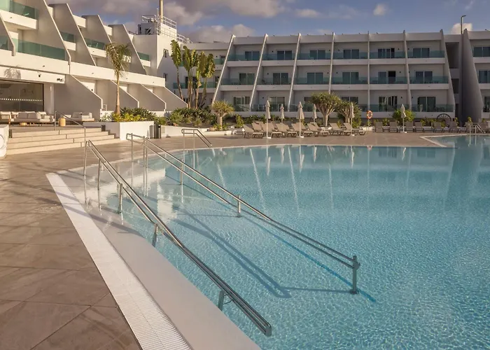 Radisson Blu Resort, Lanzarote Adults Only 호텔