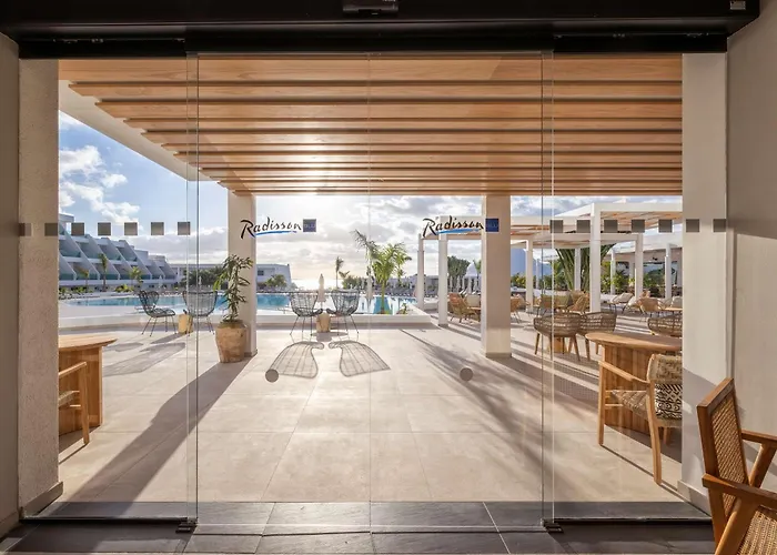 Radisson Blu Resort, Lanzarote Adults Only 호텔 코스타 테기세