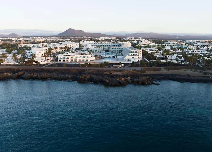 호텔 Radisson Blu Resort, Lanzarote Adults Only 코스타 테기세