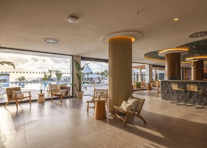 호텔 Radisson Blu Resort, Lanzarote Adults Only 코스타 테기세